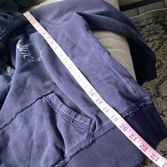 Pacific Tigers Navy Blue Pullover Hoodie - Picture 9 of 10